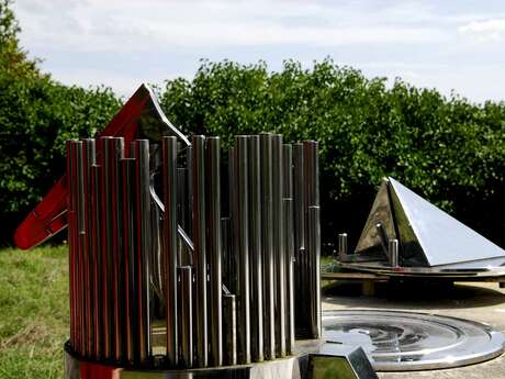 GEOPOLE