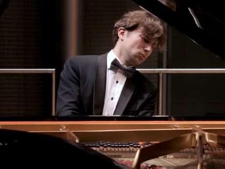 RECITAL DE PIANO DE MIKHAIL KAMBAROV