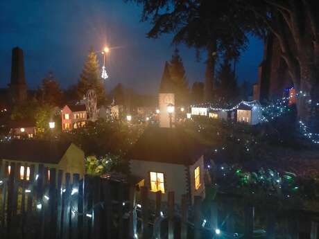 Village miniature illuminé Village miniature illuminé