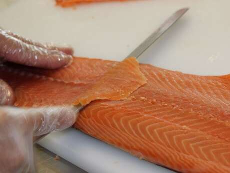 Apprenez à trancher le saumon fumé