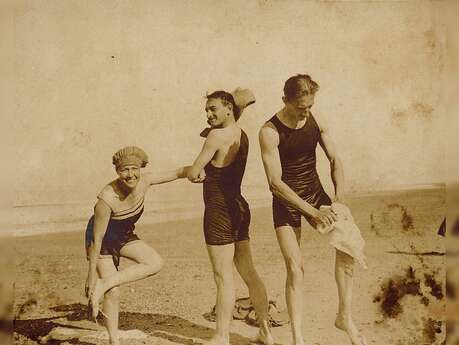 Bains de mers et bains de harpe, immersion sensitive