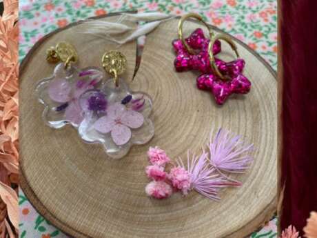 Boucles d'oreilles en résine