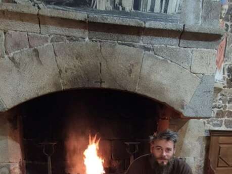 Abbaye de La Lucerne : Contes et légendes scandinaves et balade à la torche