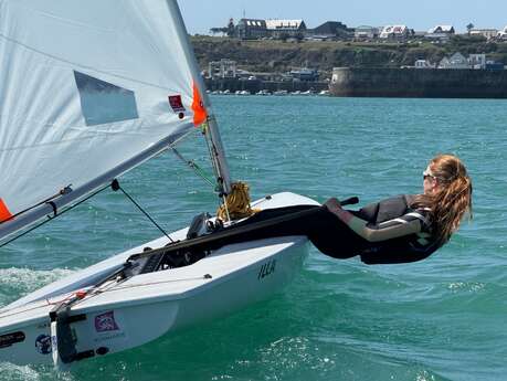 8 Milles Nautic > DERIVEUR