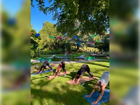 Cours de yoga dynamique au jardin des plantes