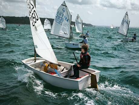 8 Milles Nautic > optimist