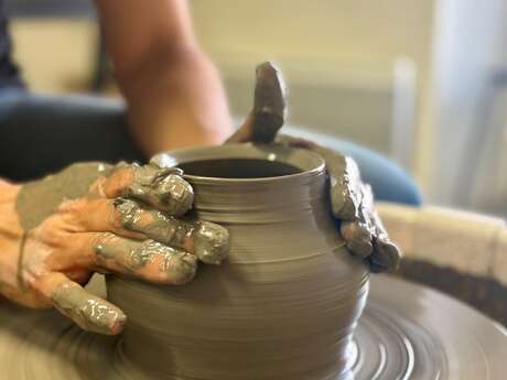 Cours de poterie céramique