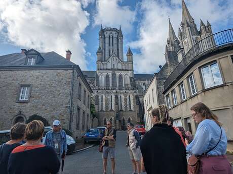 Coutances au fil des rues