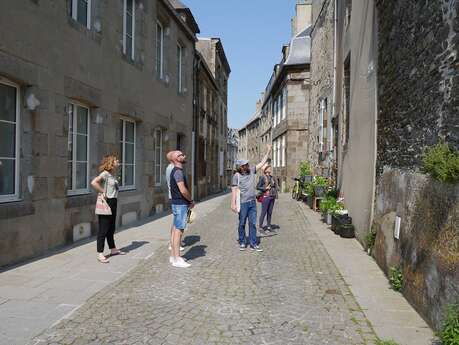 Visite commentée de l'Office de Tourisme : "La Haute-ville et ses remparts"
