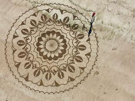 Découverte et initiation au beach art