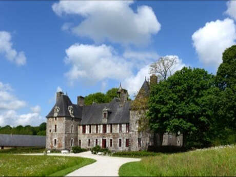 Visite guidée du château de Cerisy-la-Salle