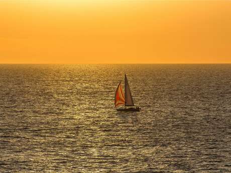 Nocturne en catamaran