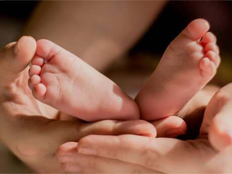 Atelier collectif massage et réflexologie bébé