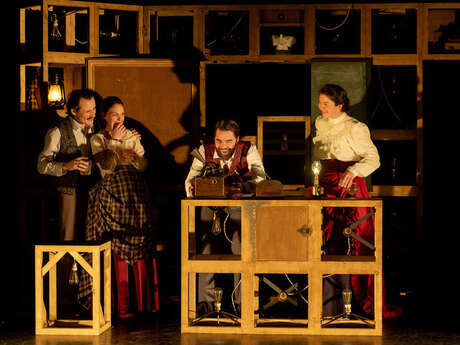 Théâtre : Lumière !