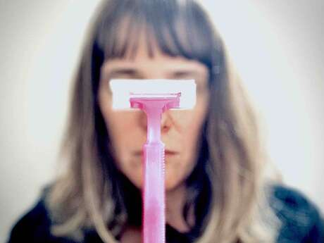 Théâtre : Taxe rose