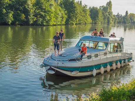 Anjou Navigation - Location de bateaux à la journée