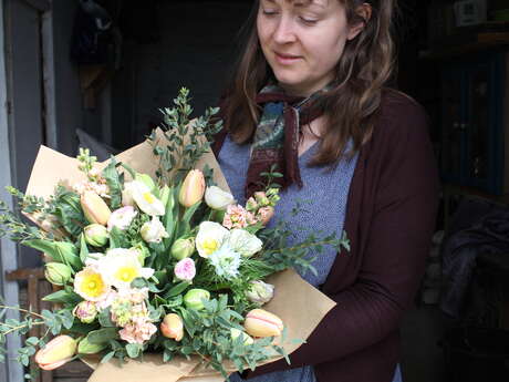 Créations florales et fleurs de saison - La Tige Locale