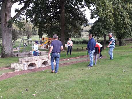 Mini-Golf au camping sur le Parc de Loisirs de Vaux