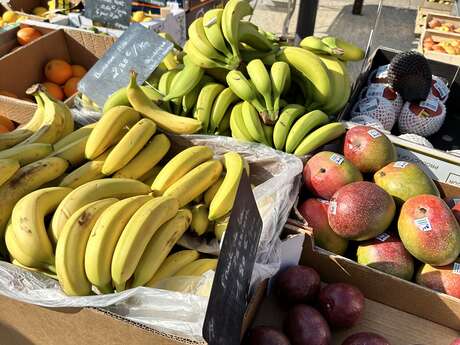 Marché de Launay Villiers