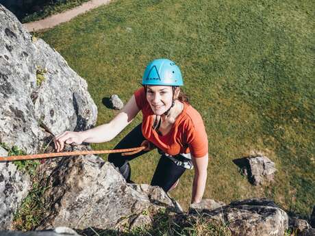 INITIATION À L'ESCALADE