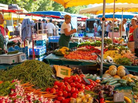 Marché de Saint-Ouën-des-Toits
