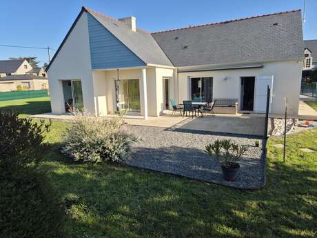 Pavillon individuel, plain-pied, proximité commerces et plage de la Mine d'Or dans le Golfe du Morbihan