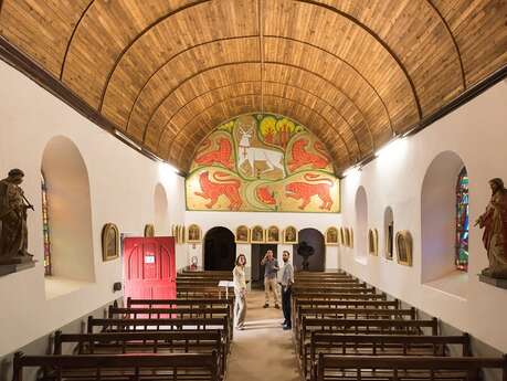 Église de Tréhorenteuc dite "du Graal"