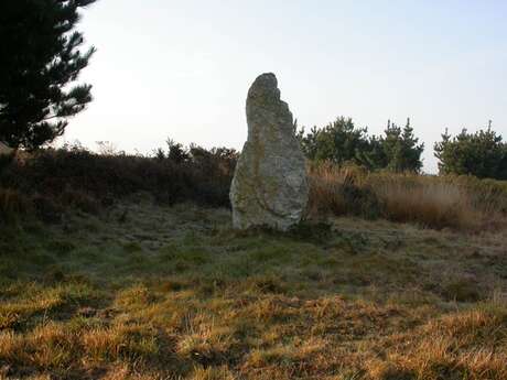 Le Menhir Pierre Sainte Anne