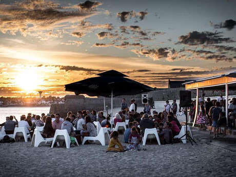 Le Casino Beach