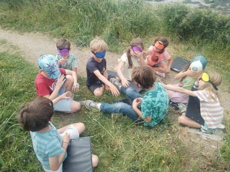 Ateliers des 5 sens sur les plantes littorales de la barre