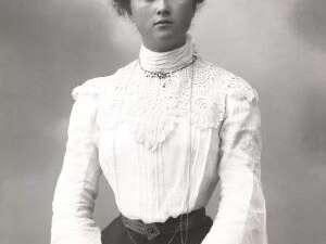 Exposition "Portraits d'une belle époque. La société pontivyenne en représentation"