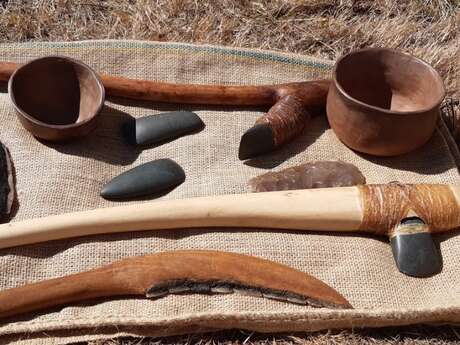 Visite guidée "Mégalithes et boîte à outils"
