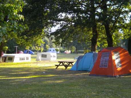 Camping Le Val aux Fées