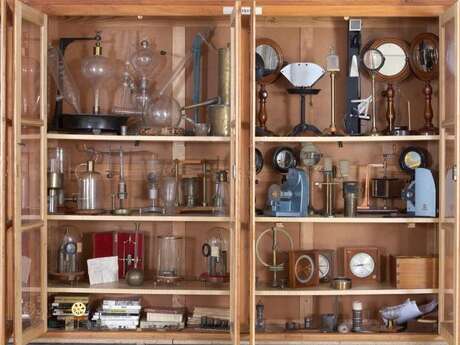 Exposition Objets scientifiques du Lycée Joseph Loth