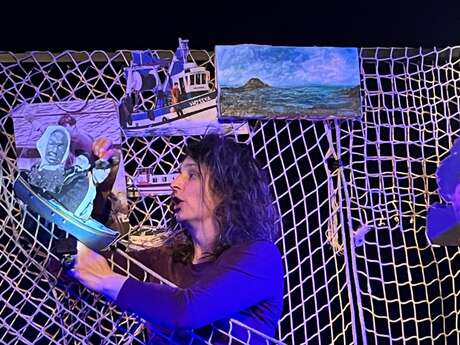 Aventurières - théâtre documentaire et d'objet