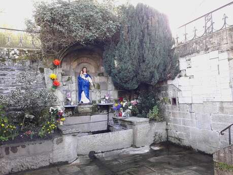 Fontaine Notre-Dame du Roncier