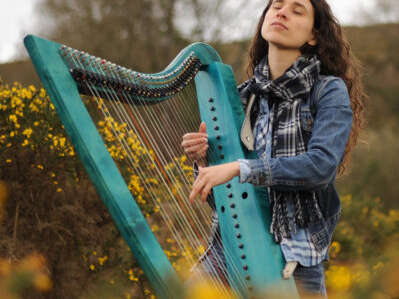 Concert de Morgan Of Glencoe "Harpe et chant celtique"