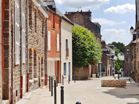 Visite " Architecture en terre et fermes d'antant " - Montfort l'Inattendue