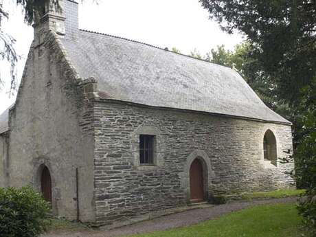 Chapelle Saint-Sébastien (dite chapelle des Haies, XVIIè s.) et son cimetière