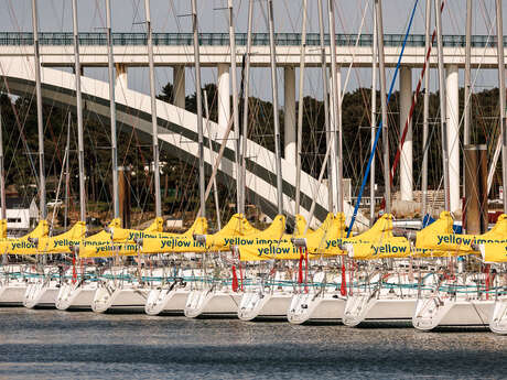 Yellow Impact Sailing - Location de voiliers