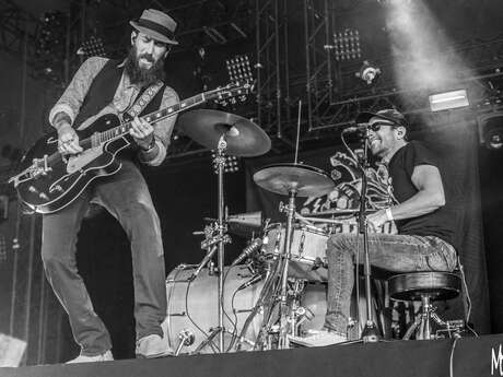 Concert : The Blue Butter Pot