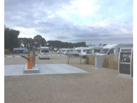 Aire de Camping-Cars de Vannes-Séné