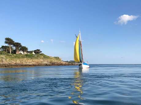 Appartement refait à neuf, en rez de jardin devant les bateaux