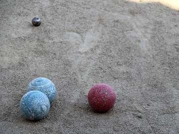 Concours de boules bretonnes sur herbe
