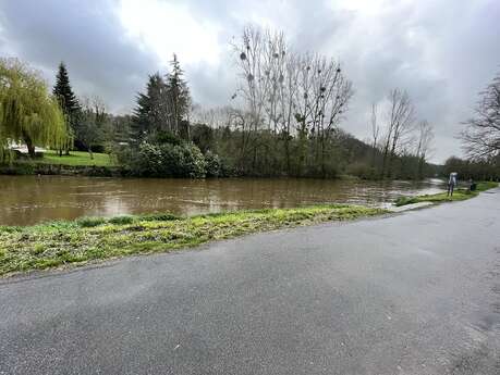 Gîte Et à côté coule une rivière