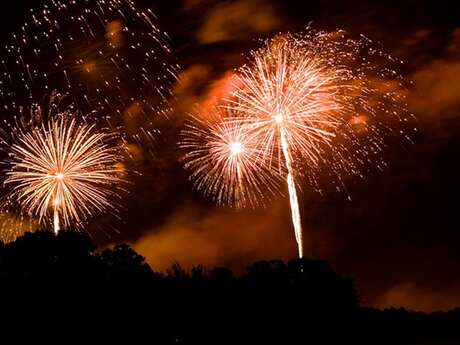 Feu d'artifice à Sérent