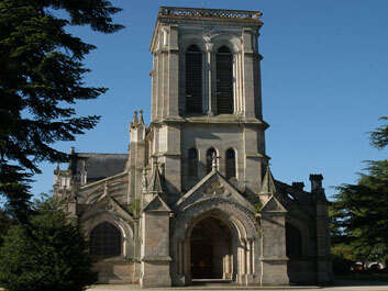 Eglise et Square Saint-Joseph