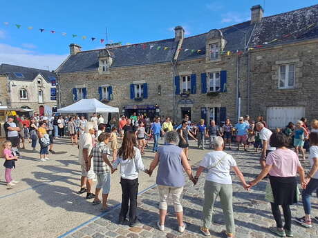 Marché d'été nocturne d'Erdeven