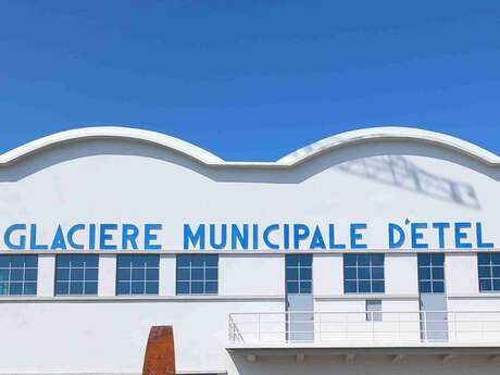 Les Croc'Archi : la glacière municipale et l'abri du canot