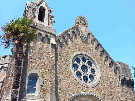 Les Incontournables : une église art déco pour le quartier de la gare, église Charles-de-Blois